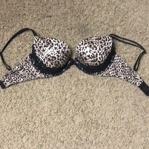 Victoria’s Secret push-up bra